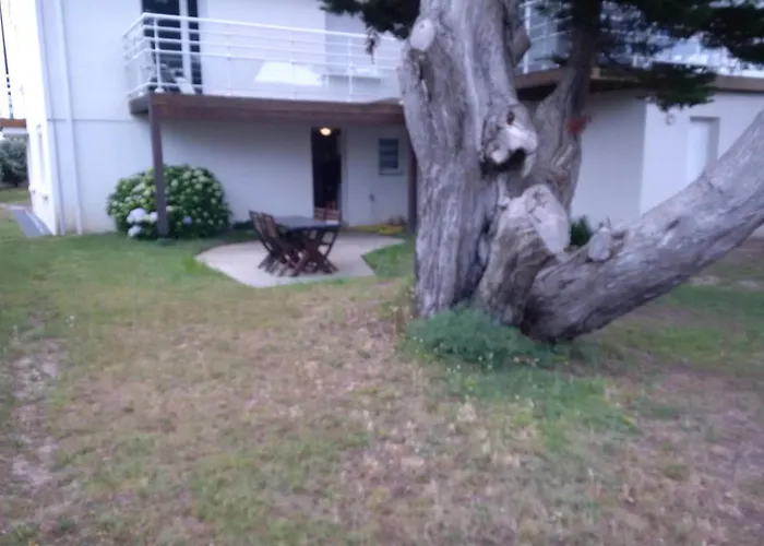 Lägenhet 53 M2 En Rdc Maison, Jardin, A 50 M *